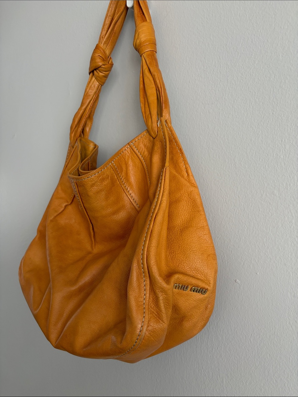 Miu Miu Vintage Vitello Leather Knotted Hobo Bag - Orange Apricot - Picture 3 of 16